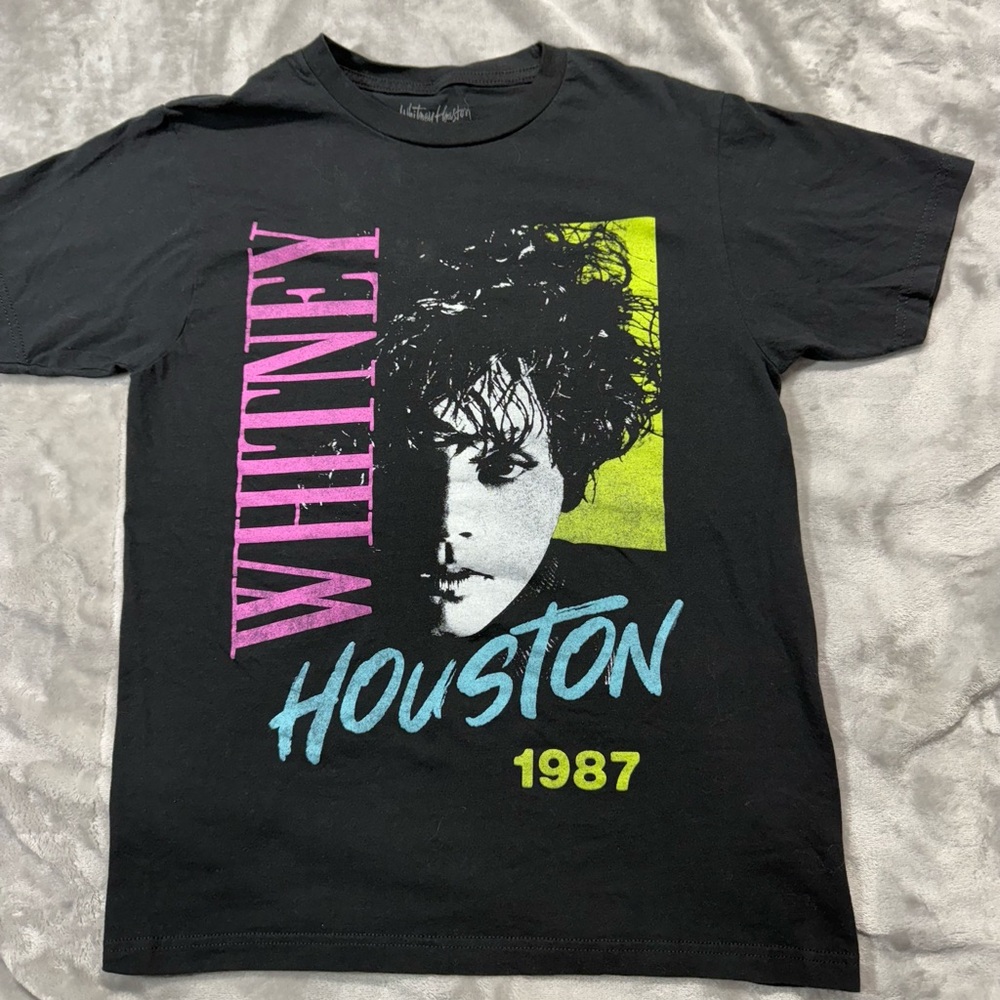 Whitney Houston 1987 Tour T-shirt Black Small Graphic Pop Music Concert Style